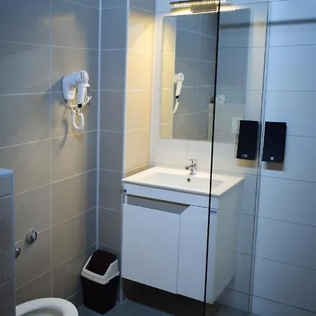 Hotel Garni Mali Predah - Novi Deo